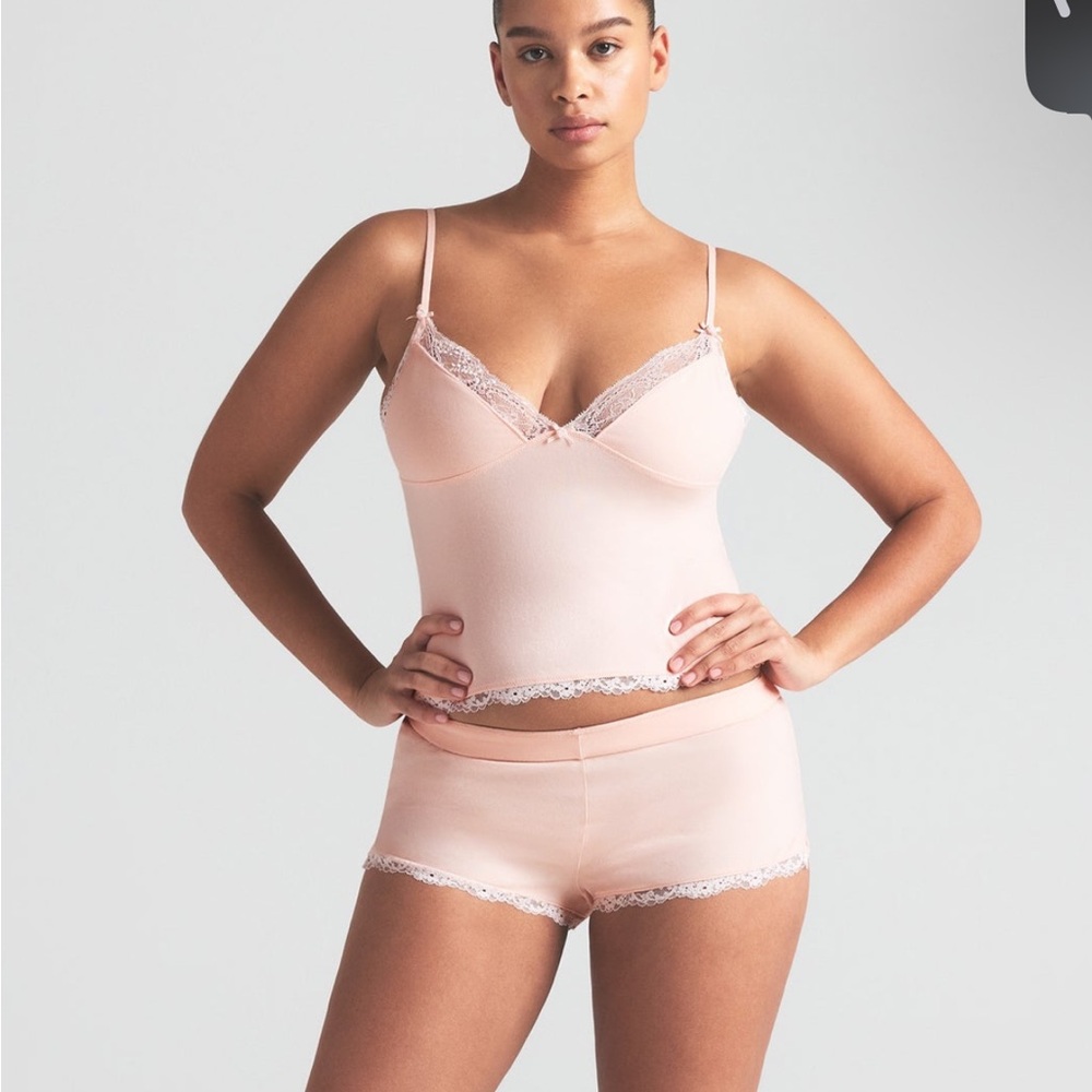 SKIMS cotton lace triangle camo and boxer set size small in primrose